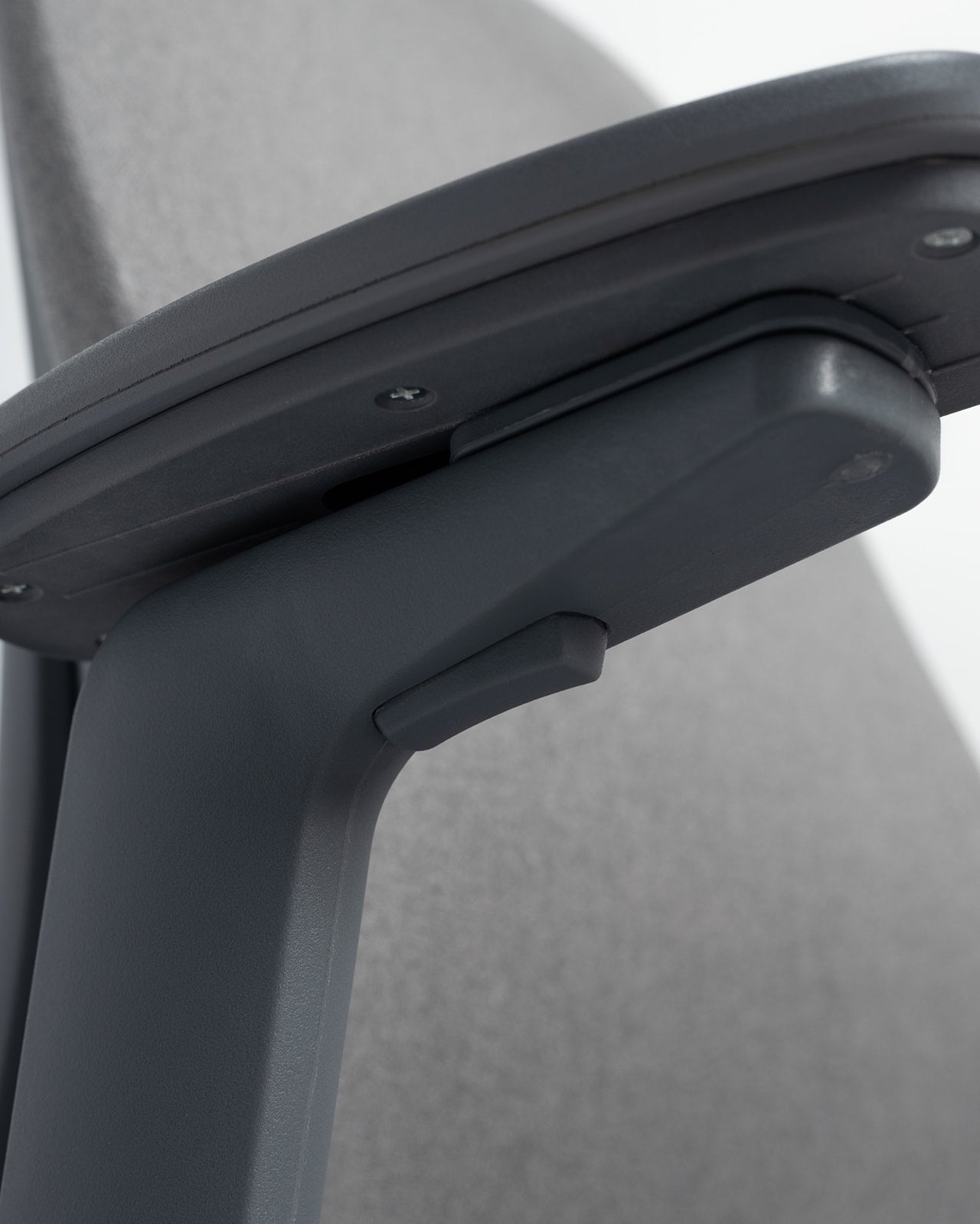 كرسي الأورا - رمادي