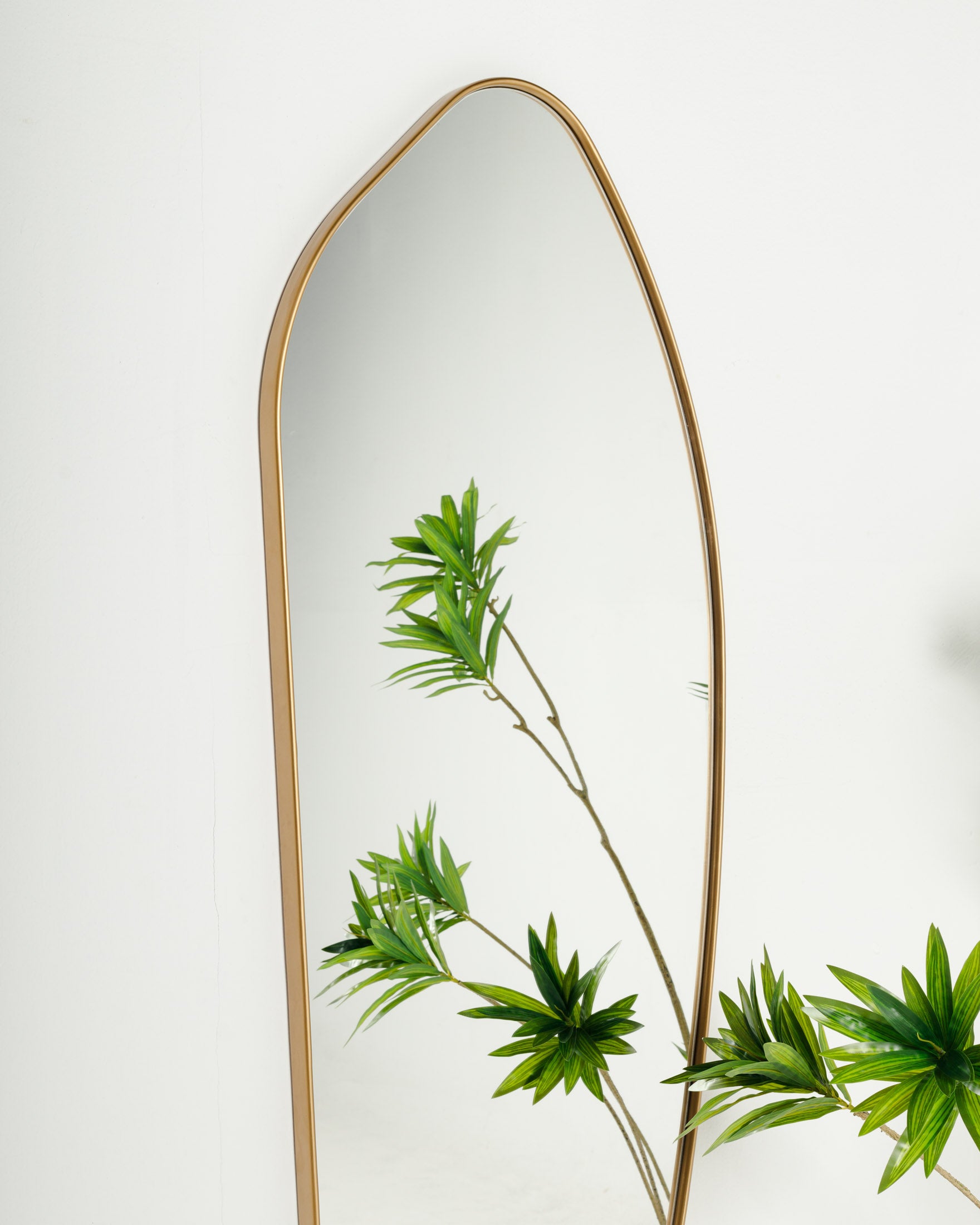 Rosé Mirror - Wasilaah