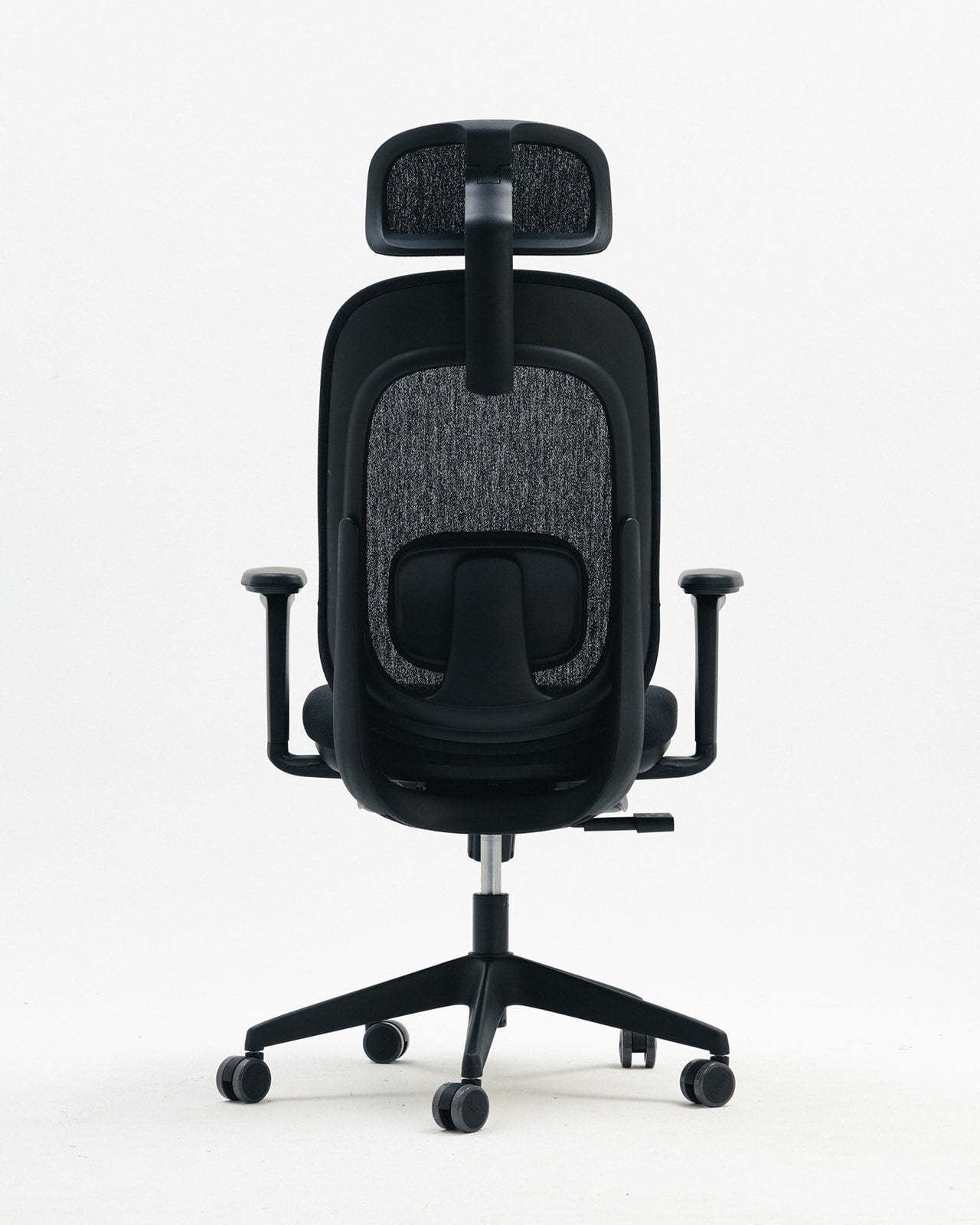 Black Aura Ergonomic Chair