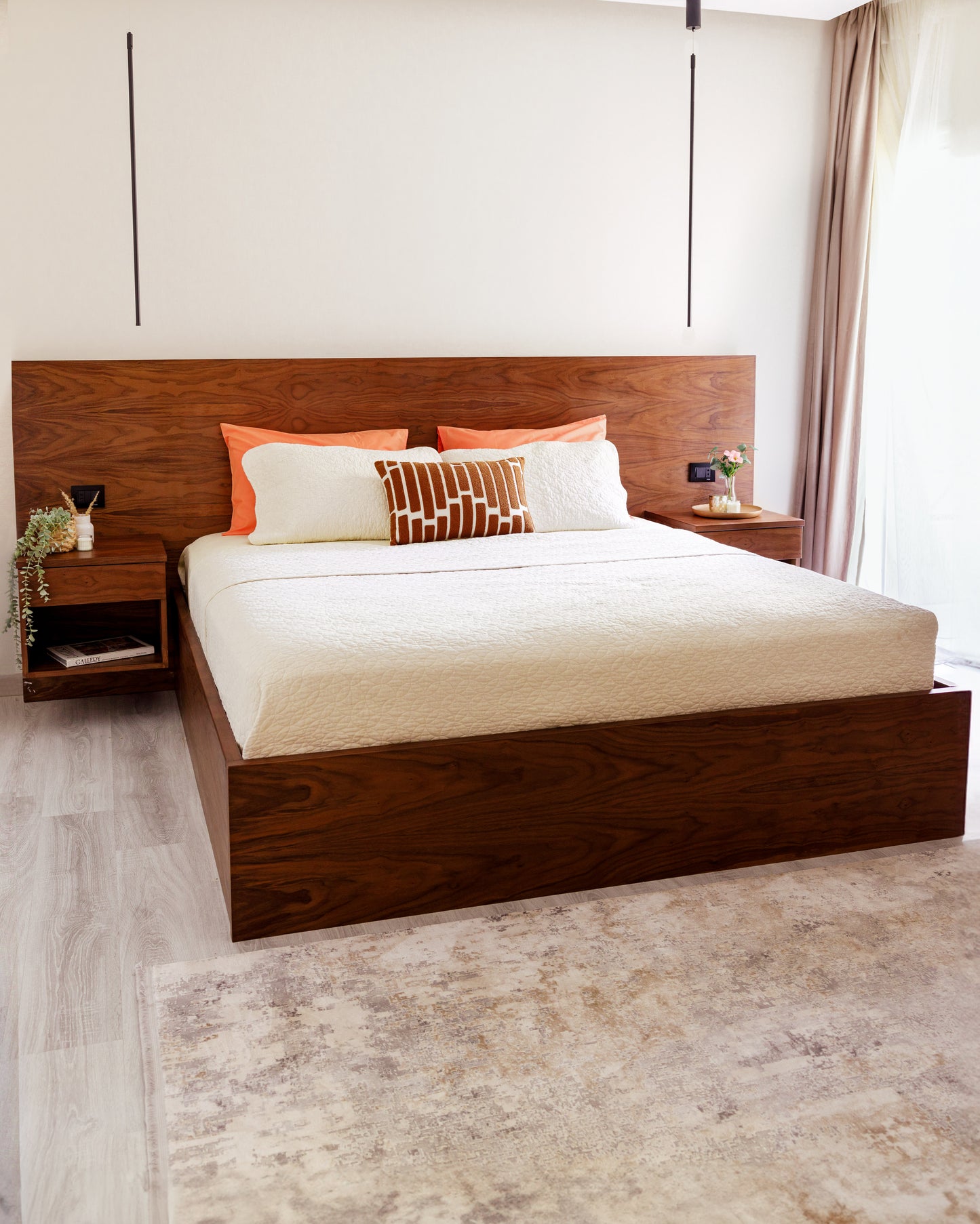 Madera Bed by HK - Wasilaah