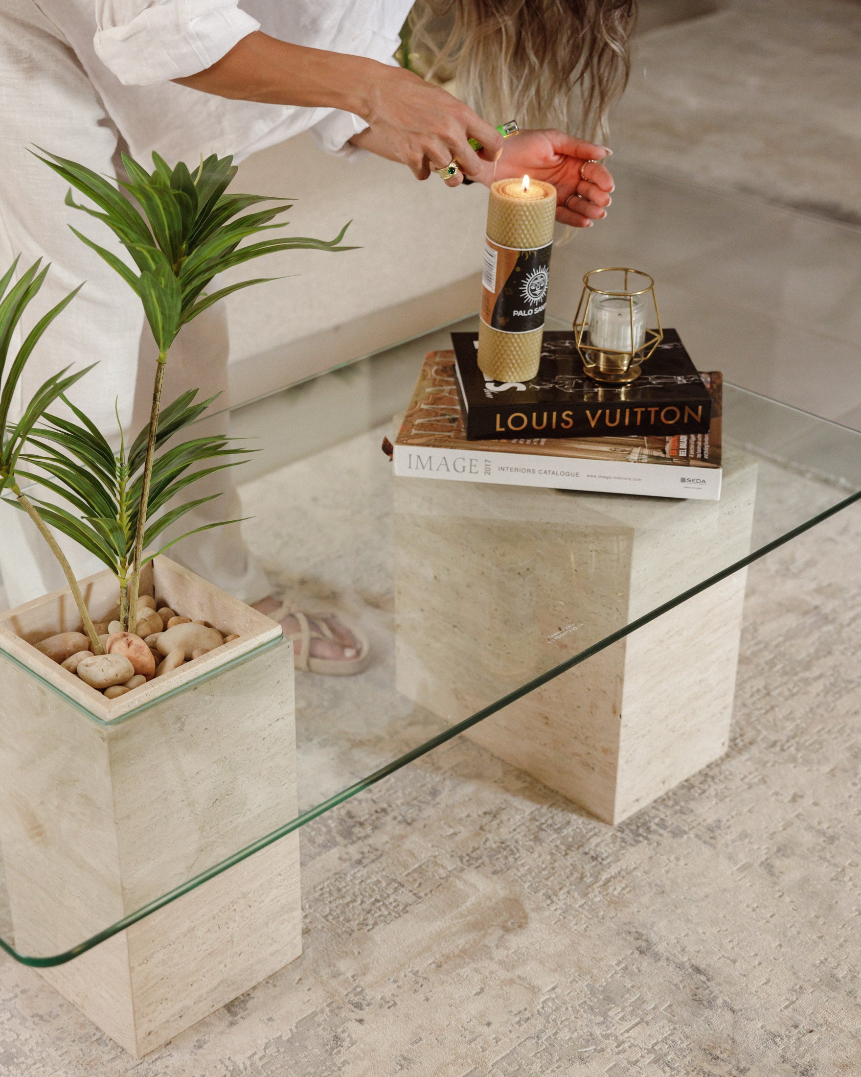 URTHY TRAVERTINE TABLE - Wasilaah