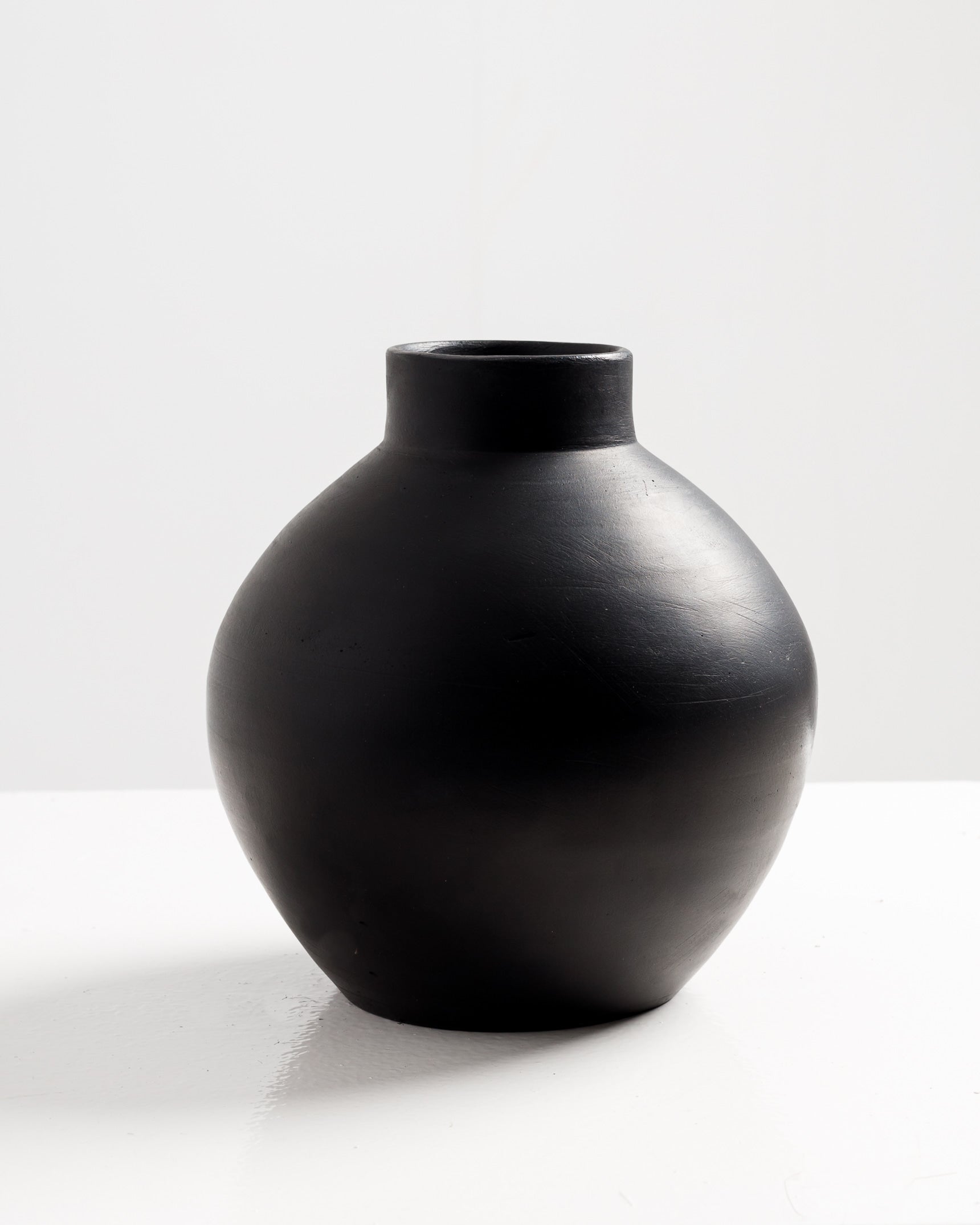 Round Vase