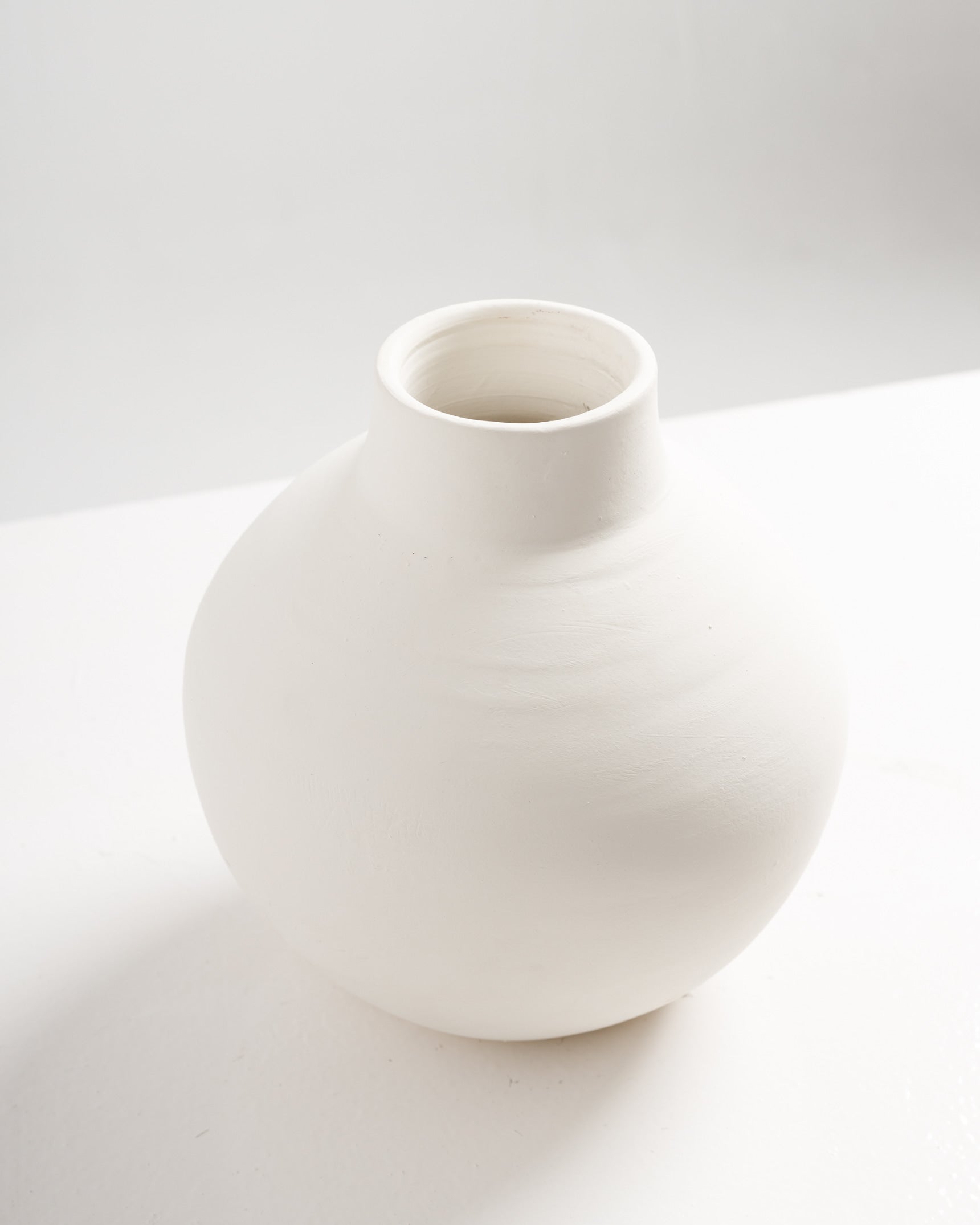 Round Vase