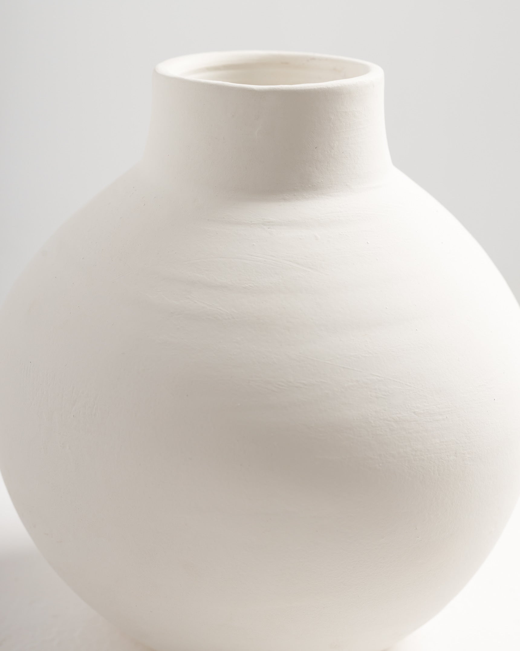 Round Vase