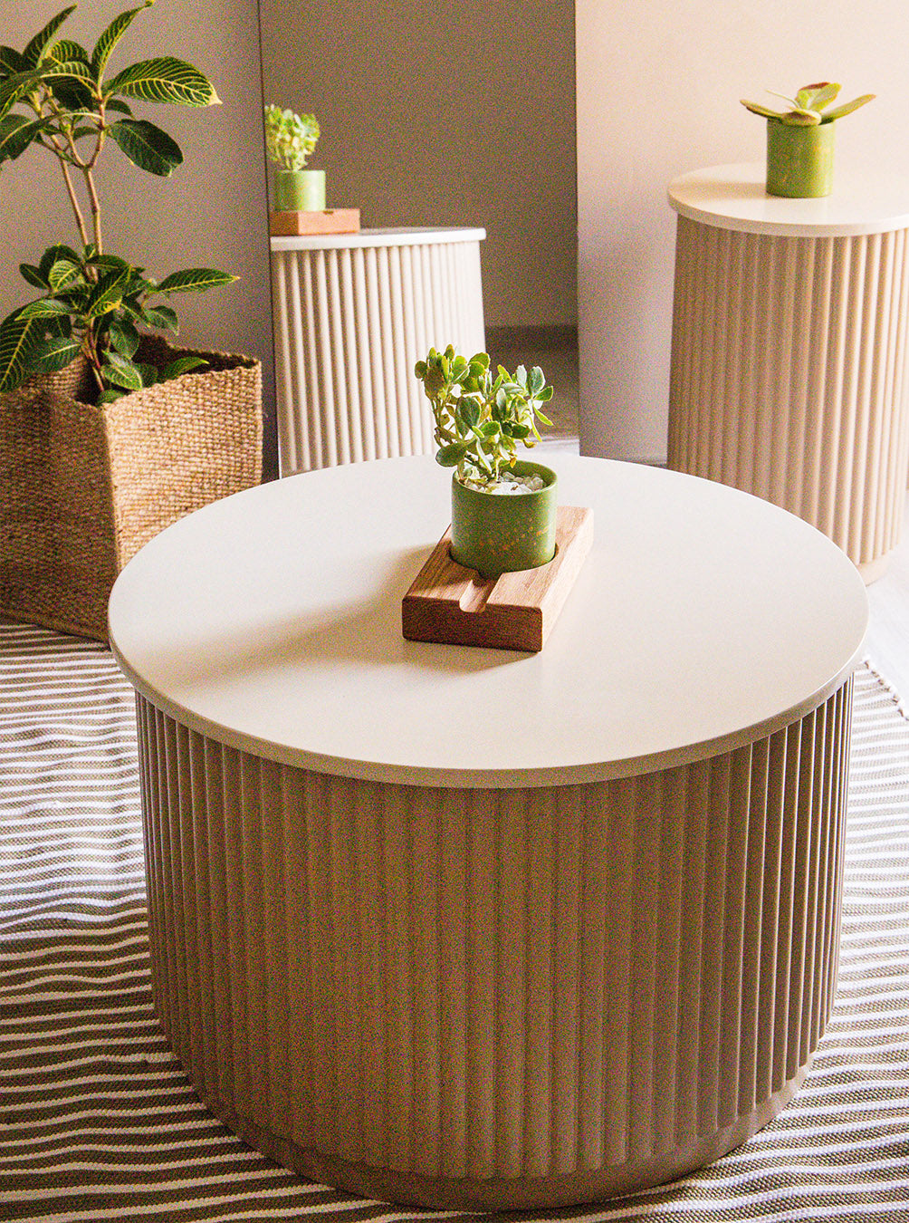 GRAND OFF WHITE PALAIS COFFEE TABLE - Wasilaah